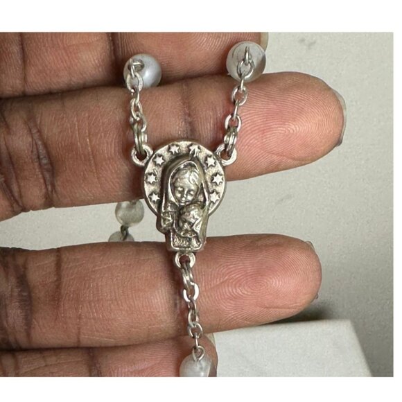 Vintage Italian Rosary with Pope Francis Coat of Arms Case, Made in Italy - Picture 4 of 11